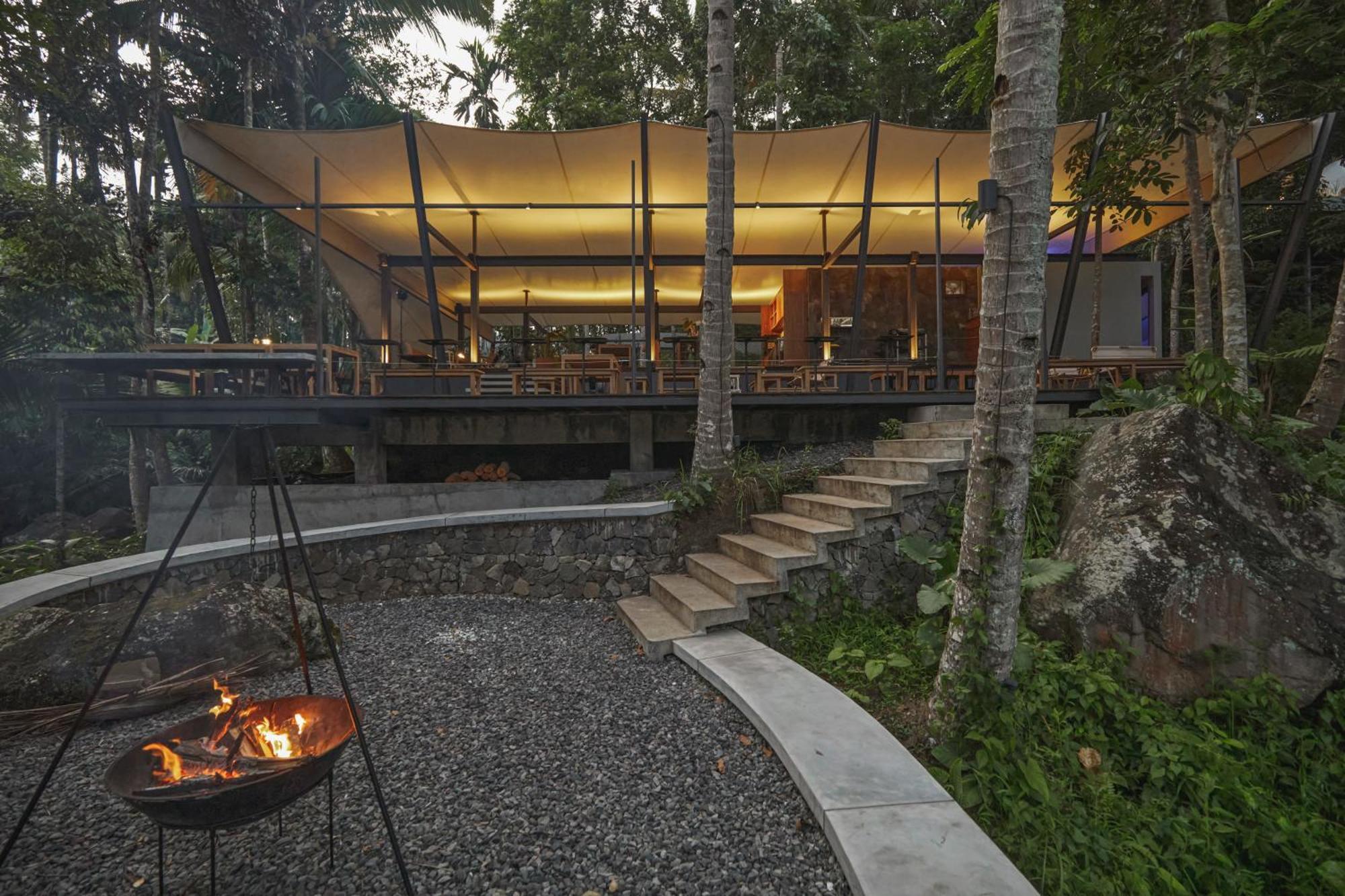 Lintang Luku Tent Resort Ijen, Banyuwangi Banyuwangi  Exterior photo